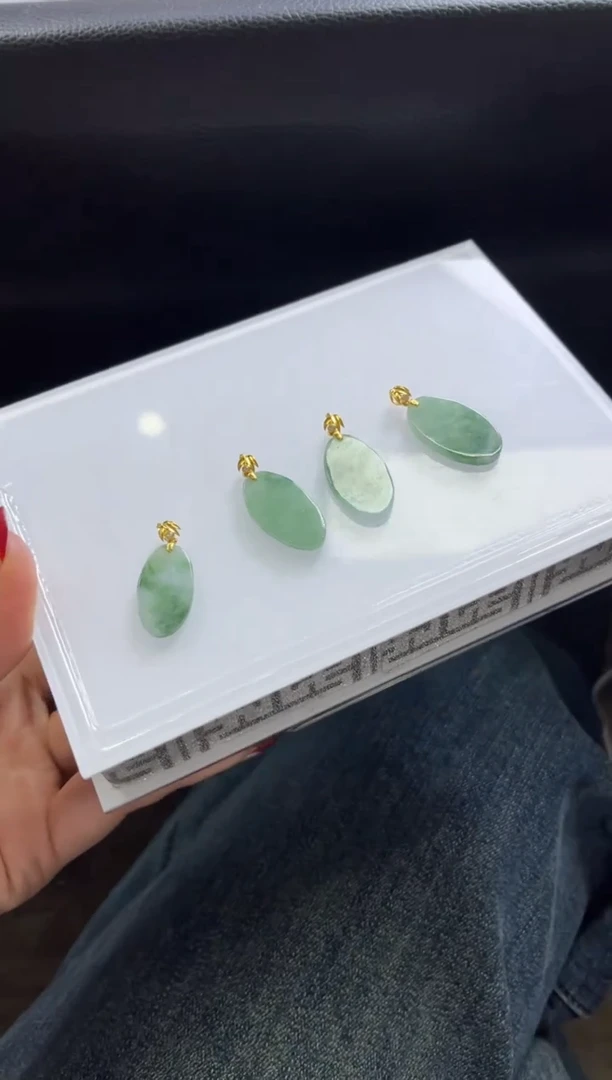 【闪购商品】翡翠颈饰银S925镶嵌V63 /多样性发一件/配绳子