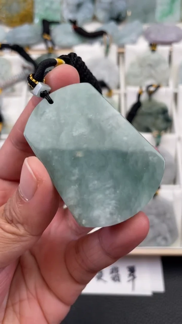 颈饰未镶嵌翡翠天然缅甸翡翠A货34