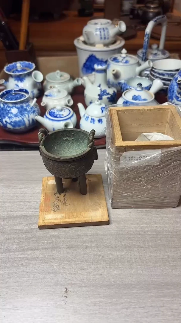 谢谢老板，回流产品有磨损正常，谨慎买！