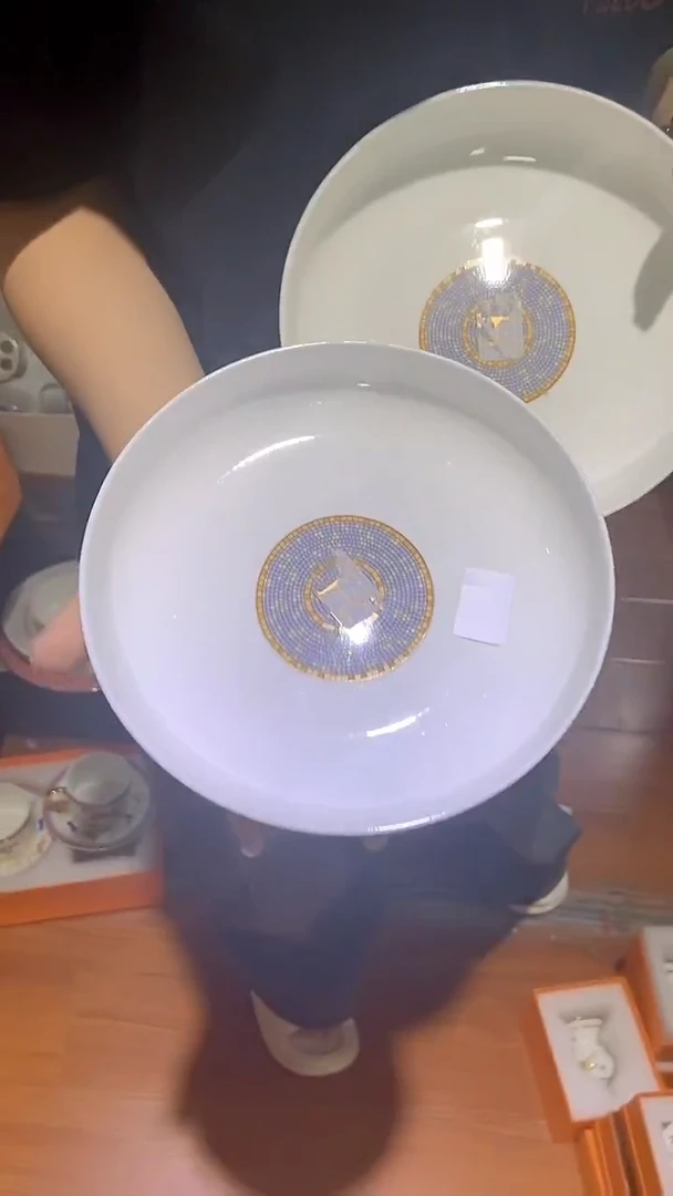 杯鸿辉家品牌瓷器，京东包邮！
