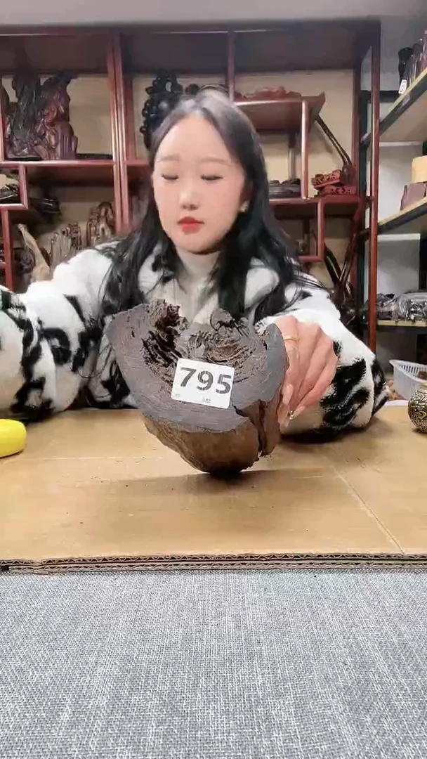 【闪购商品】贡木红木底座工艺品收藏