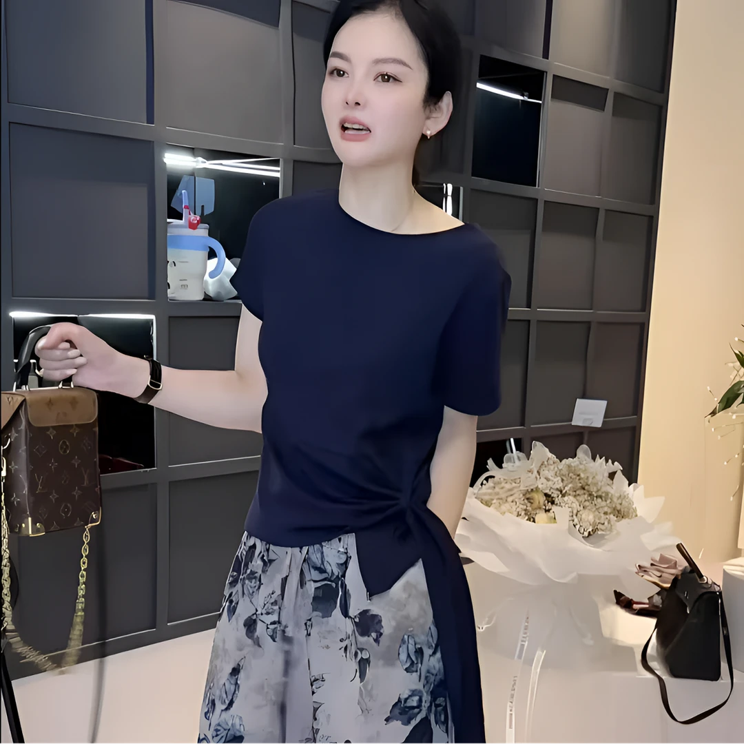 《优麦汇》Y6021夏款圆领设计感时尚百搭短袖显瘦上衣款女