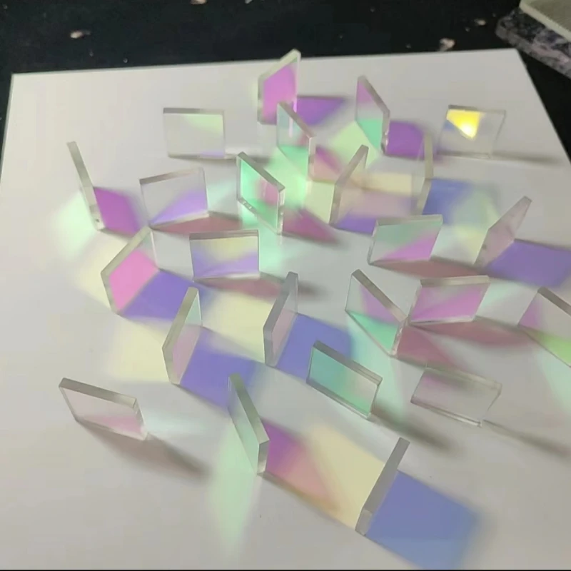 炫彩镭射亚克力板二向色3*3CM方块幼儿园装饰尺寸定制光与影艺术