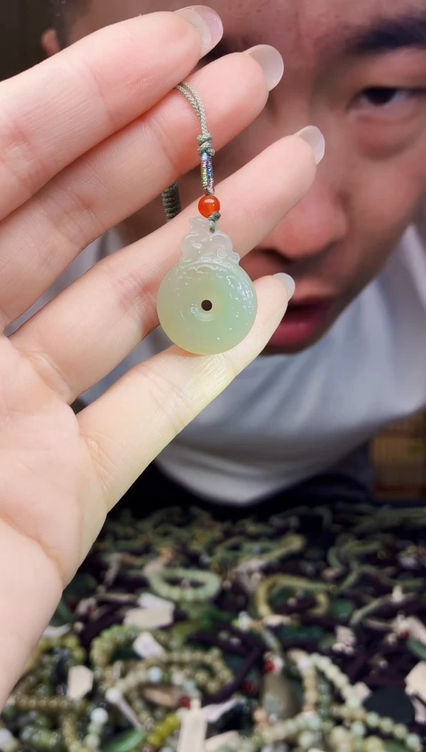 颈饰未镶嵌和田玉多样性发货，拍一发一