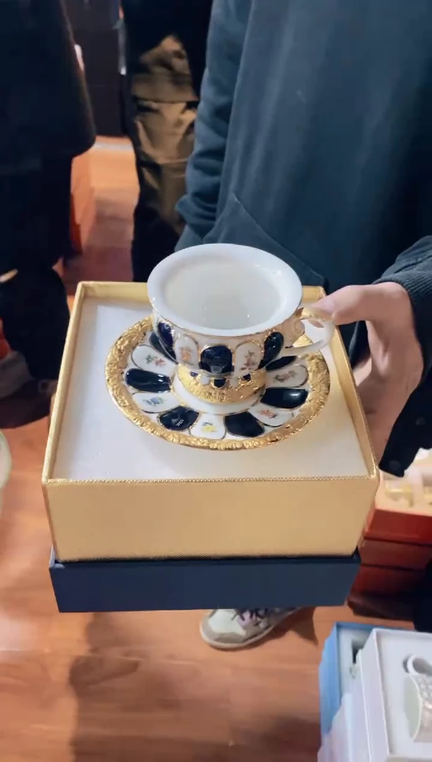 【闪购商品】杯鸿辉家品牌瓷器，京东包邮！