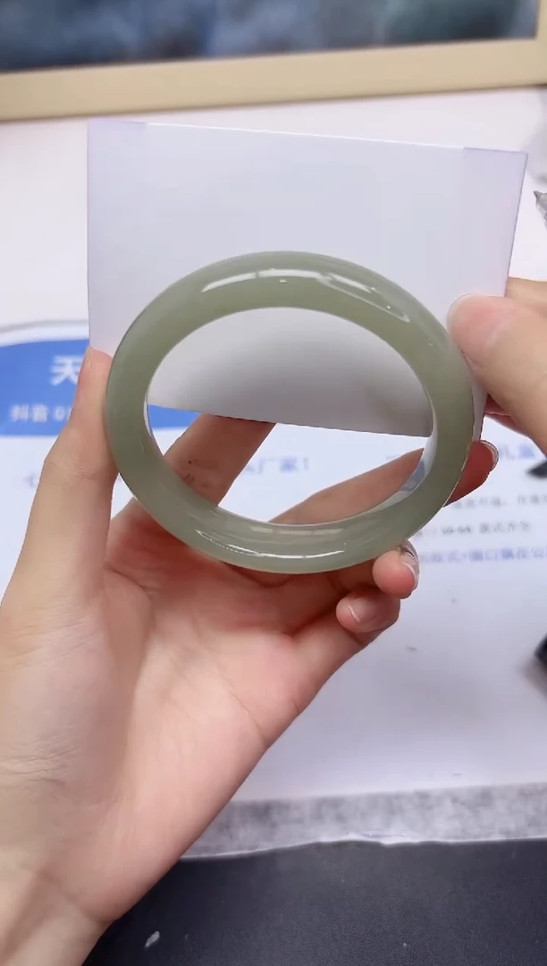 石英质玉手镯未镶嵌204-60.8