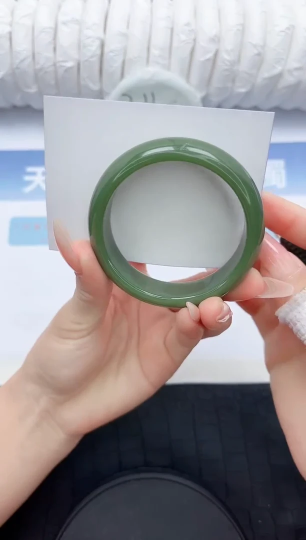 【闪购商品】石英质玉手镯未镶嵌G30-54.8