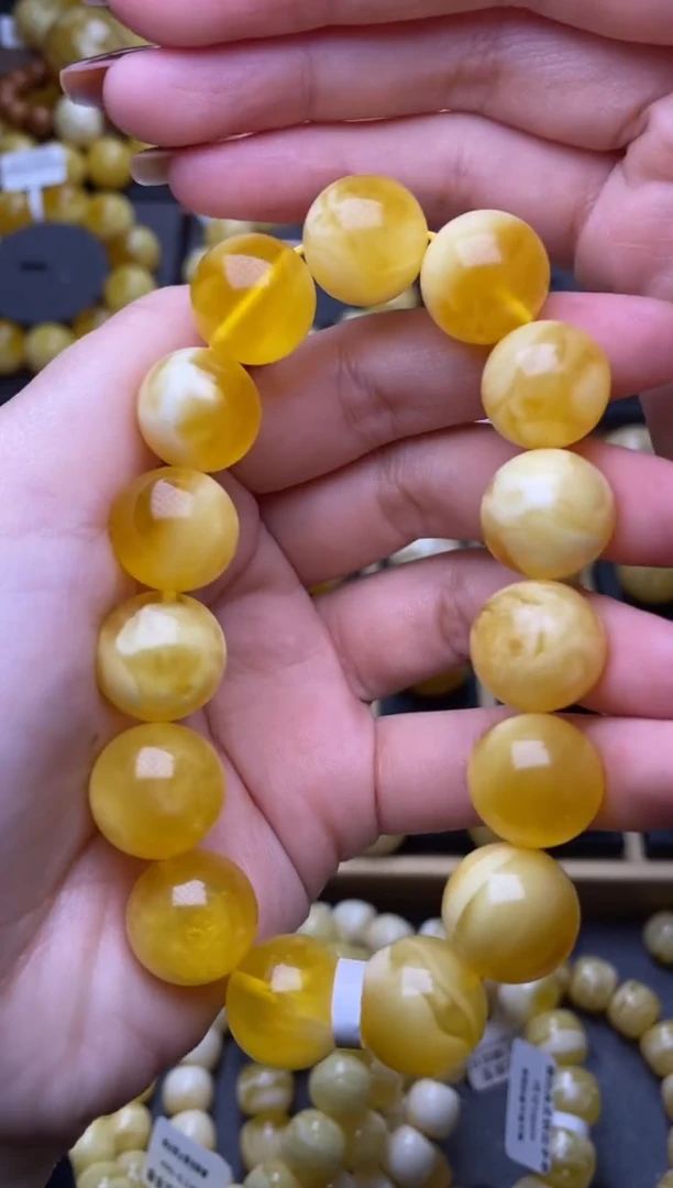 【闪购商品】琥珀裸石未镶嵌大小姐珠宝96