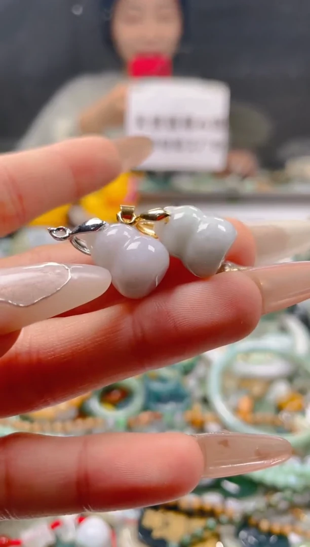 【闪购商品】翡翠颈饰未镶嵌/Q/翡翠A货一图一物