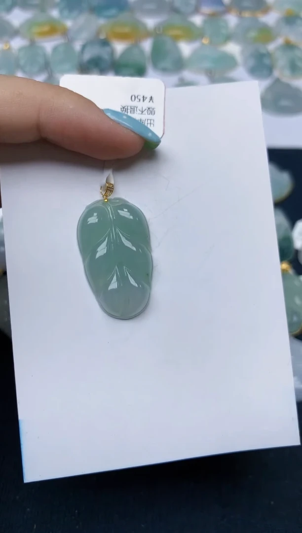 翡翠18K金镶嵌颈饰天然翡翠A货