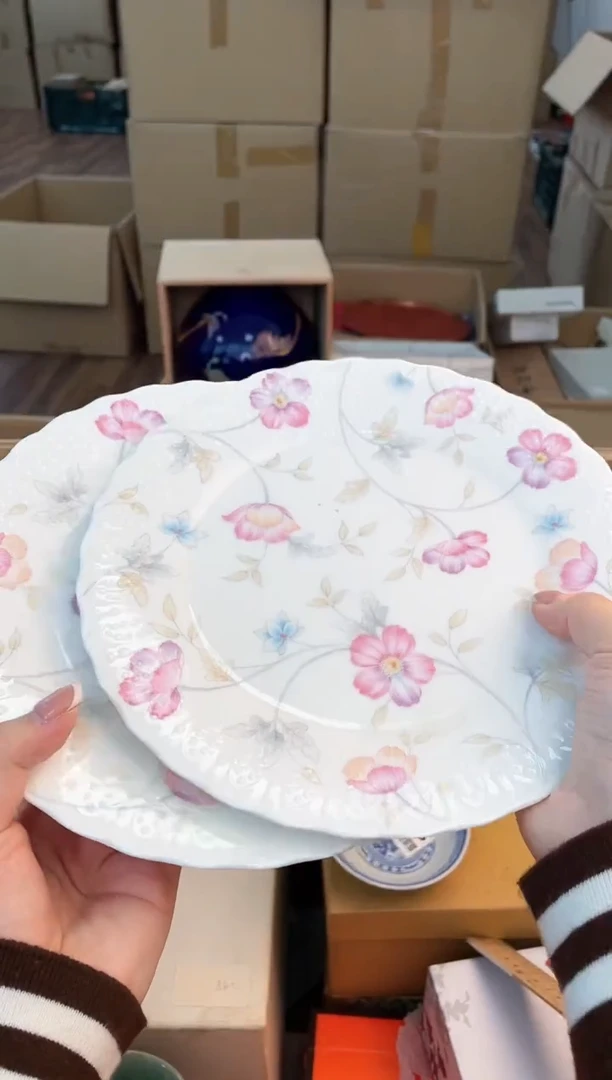 盘子小****8如图所示 米妮甄选