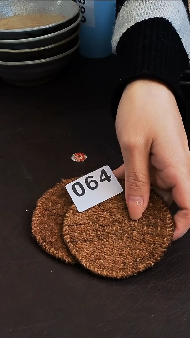 【闪购商品】1漂漂亮亮的瓷器编号064