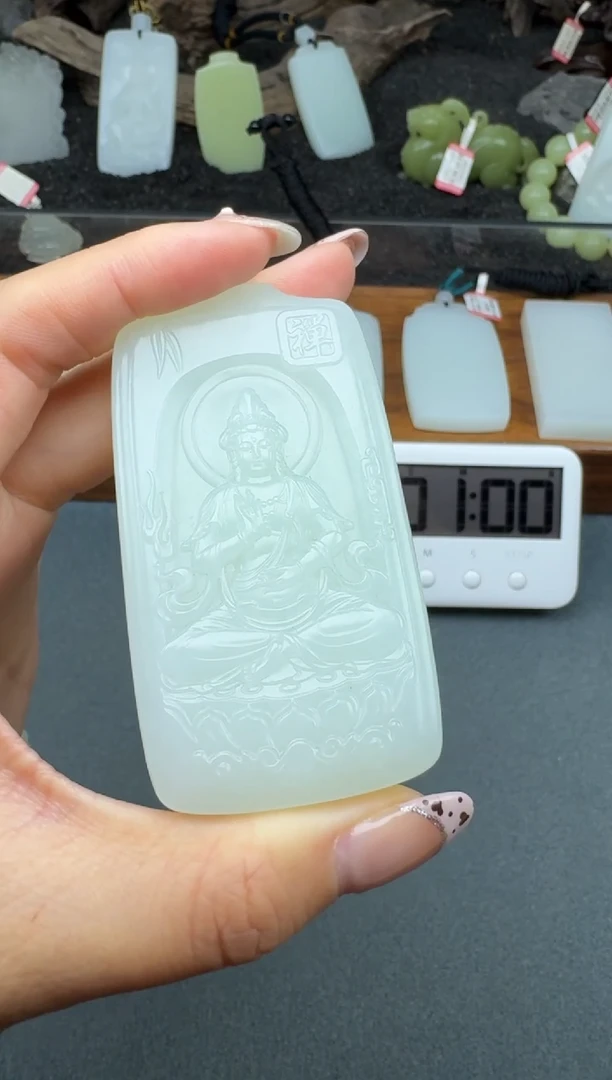 颈饰未镶嵌和田玉3