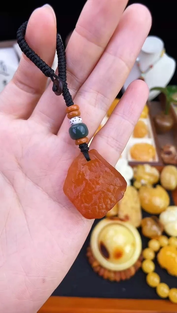 琥珀未镶嵌珠宝奇石柒月