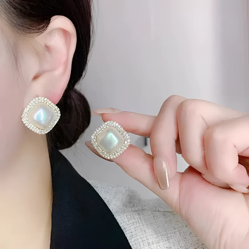 合金合成锆石耳饰 优雅高级感方形双层水钻镶边时尚百搭耳环气质