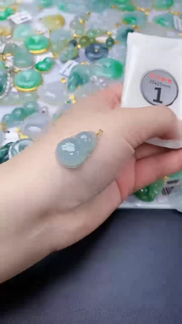 颈饰18K金镶嵌翡翠 天然缅甸A货百元以上9元证书费自理