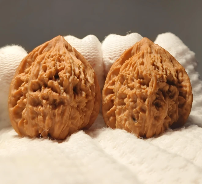 文玩核桃，以实物为准