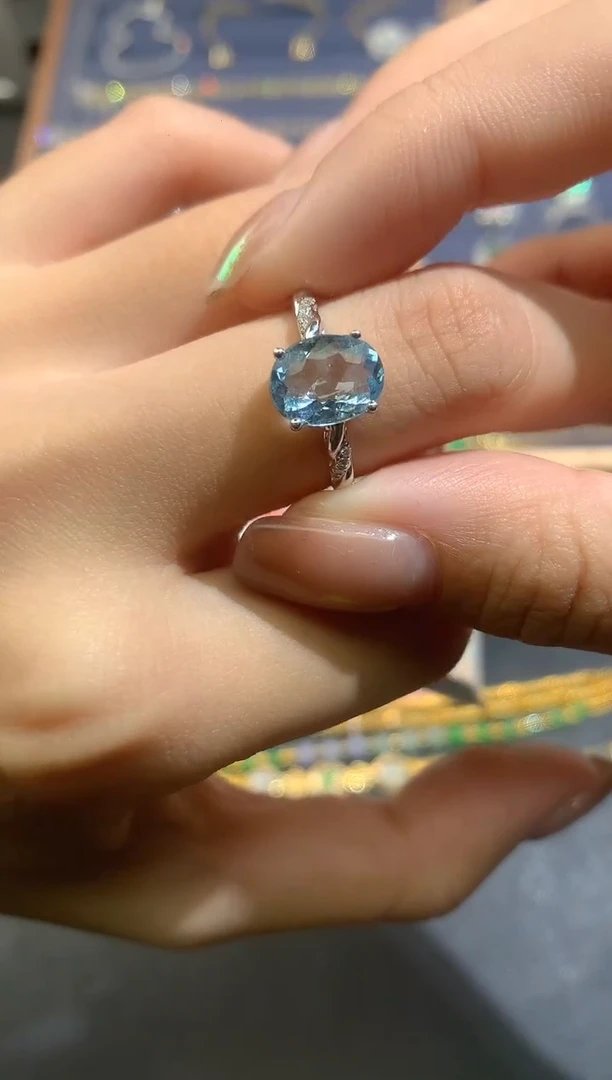 18K金镶嵌戒圈海蓝宝石戒指A153|3980