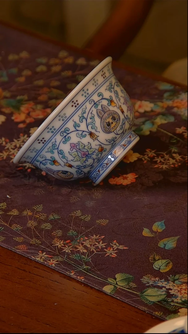 杯手工手绘杯杯很美丽