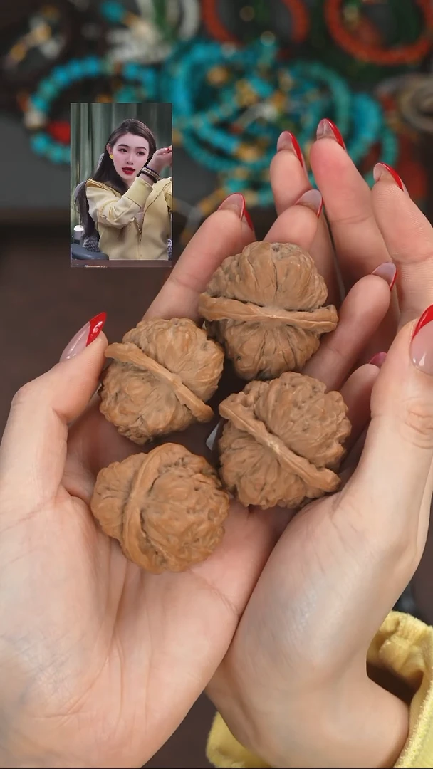 【闪购商品】文玩核桃把件111111111111