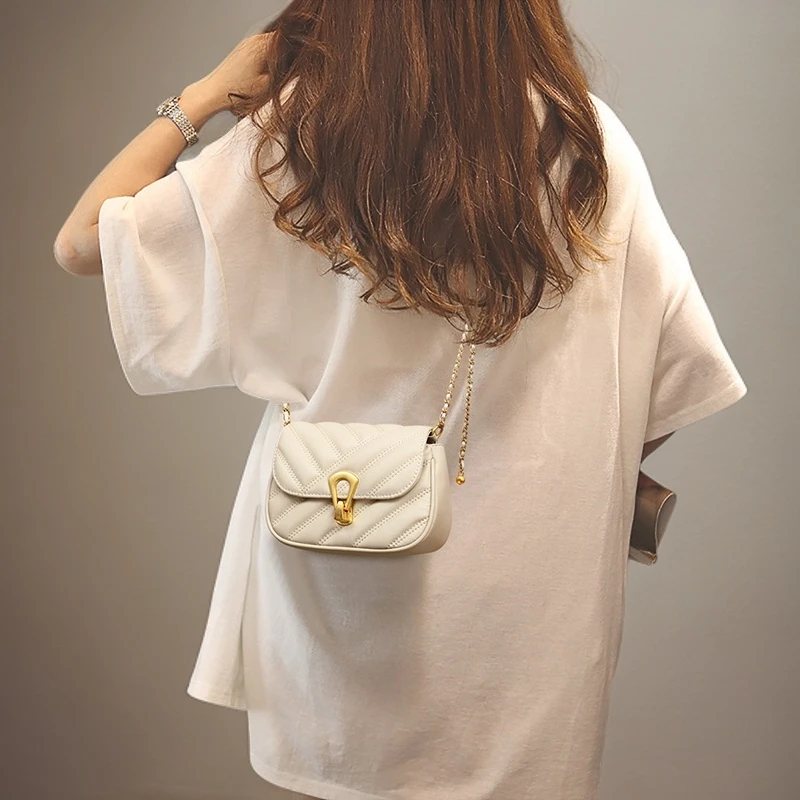 2025新款夏季网红洋气单肩休闲小众女包链条真皮腋下斜挎包小包包