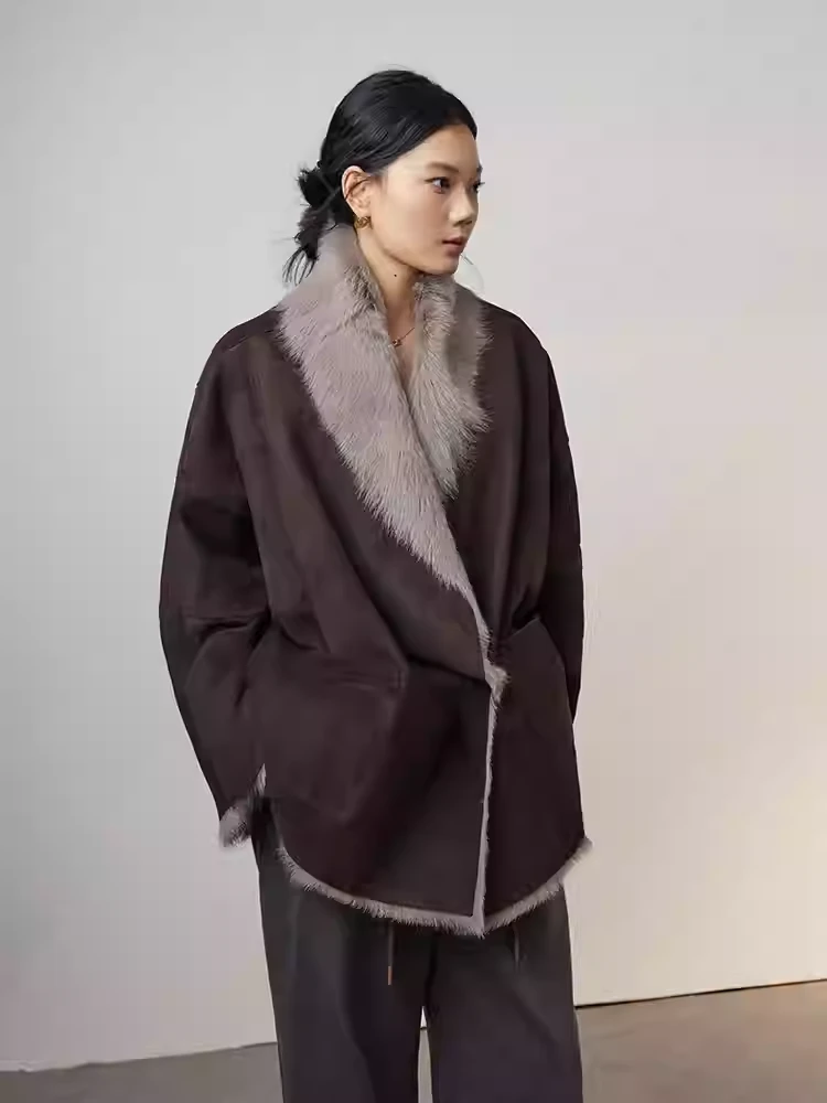 卡洛尔菲托斯卡纳皮毛一体外套女2025冬新款爆款海宁真皮皮草外套