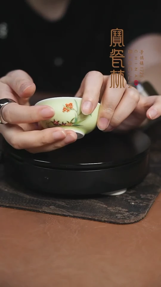 宝瓷林翠玉满釉粉彩单杯