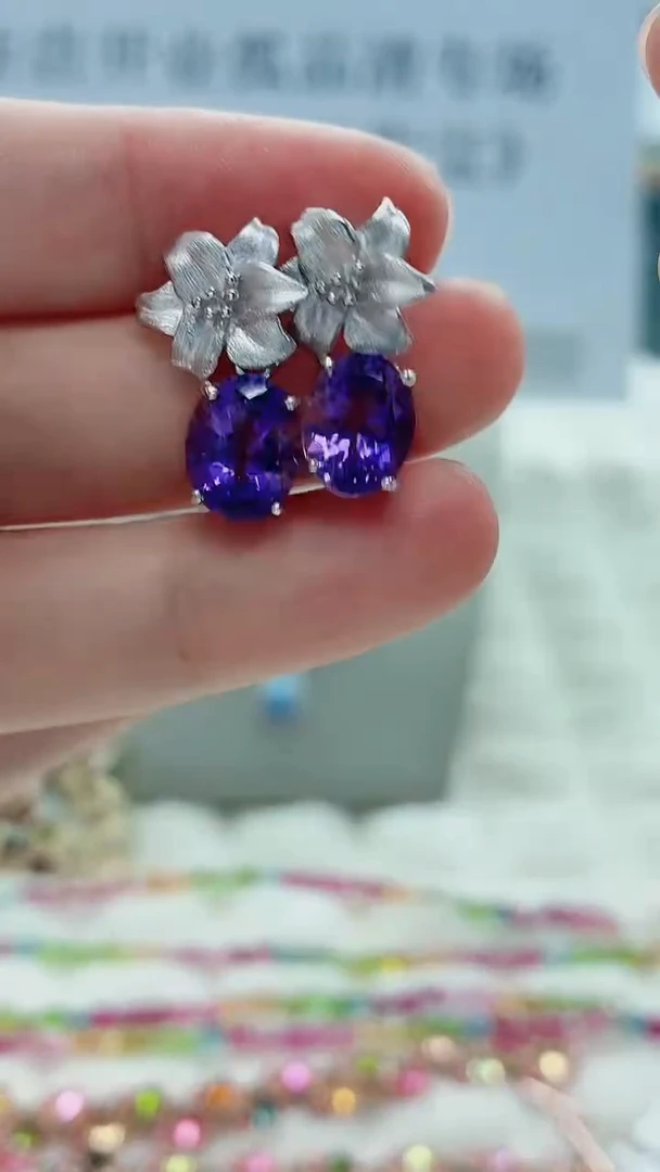 银S925镶嵌耳饰水晶511ZB1115产品一个（多样性）