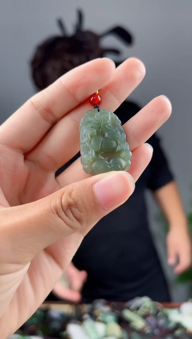 颈饰未镶嵌和田玉拍一发一，多样性发货
