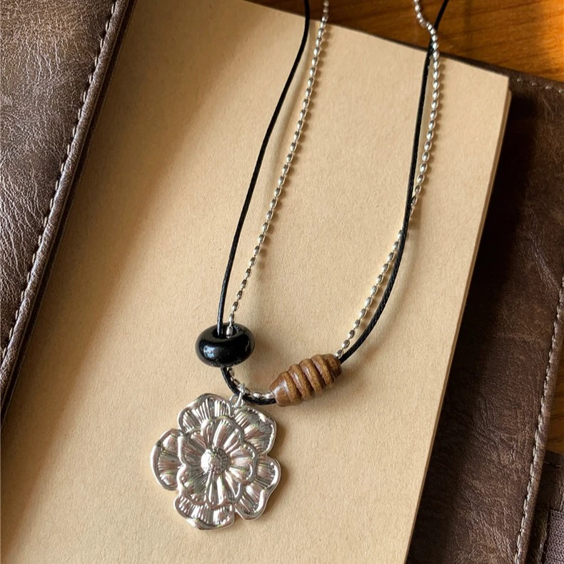 铜合金项链 望山楹 双层花朵项链韩系小众设计感日常编织毛衣链