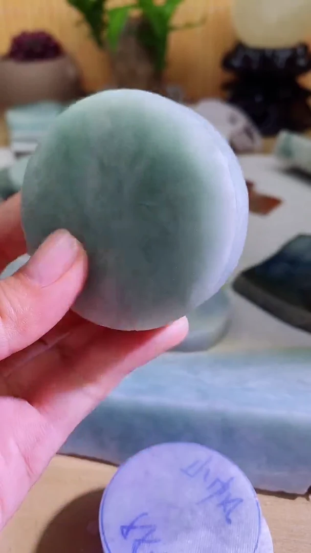 翡翠未镶嵌颈饰翡翠676