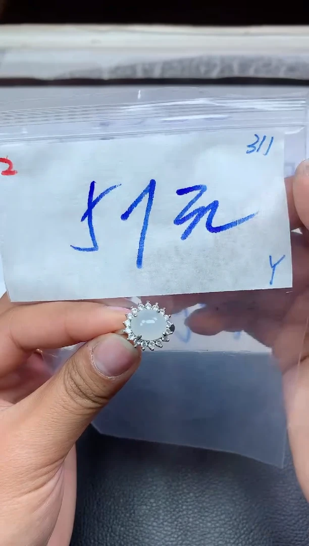 未镶嵌定制翡翠2毛货需精细抛光挂件多样性拍一发一