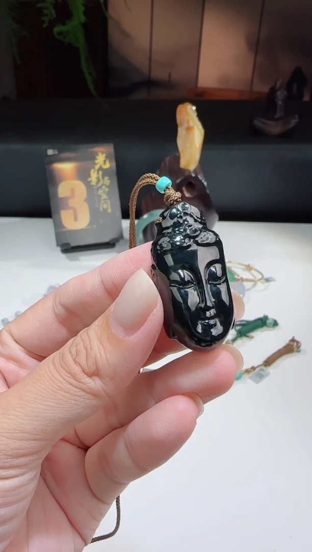 未镶嵌挂件翡翠洋