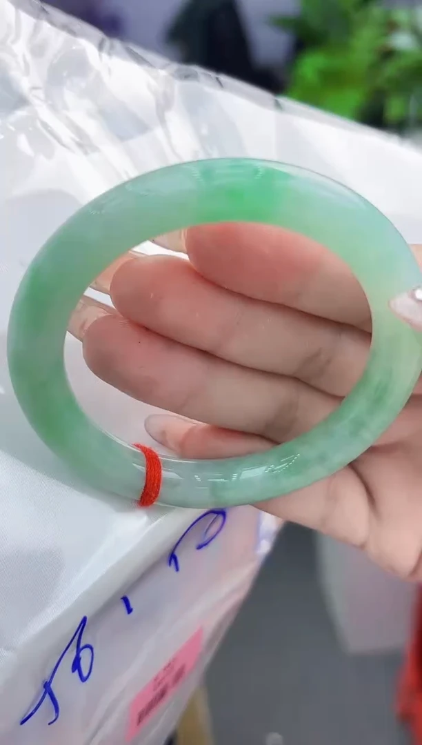 【闪购商品】翡翠手镯未镶嵌翡翠手镯