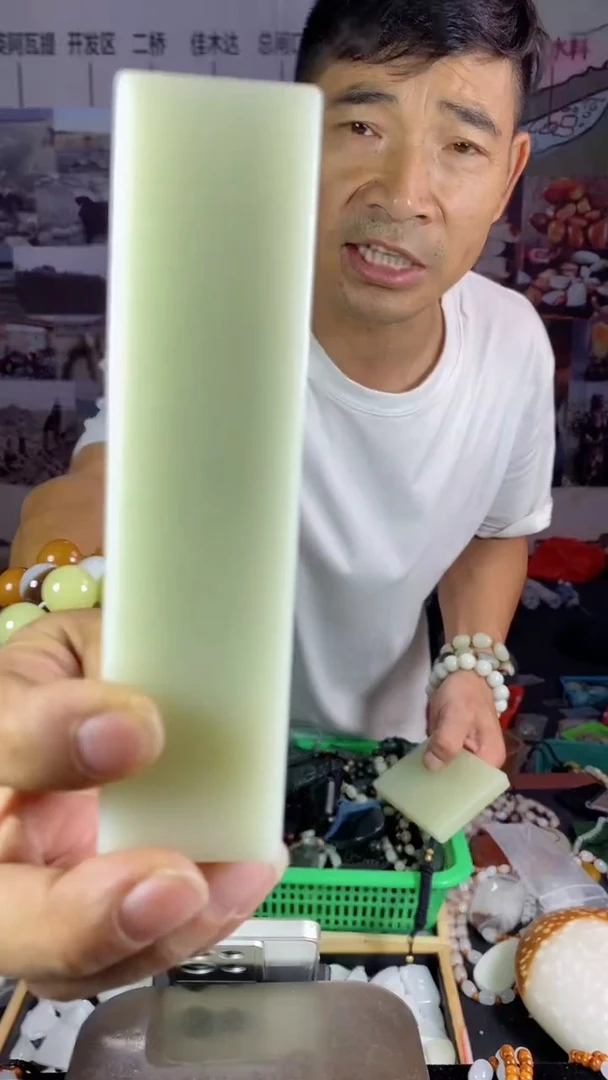 天然玉石未镶嵌颈饰