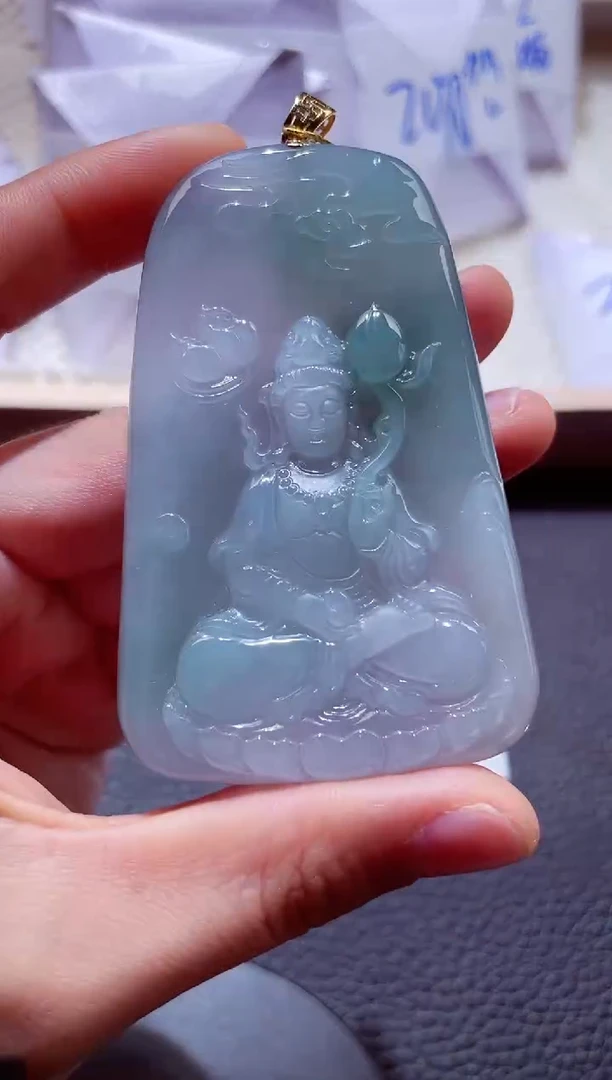 颈饰18K金镶嵌翡翠00009479观音