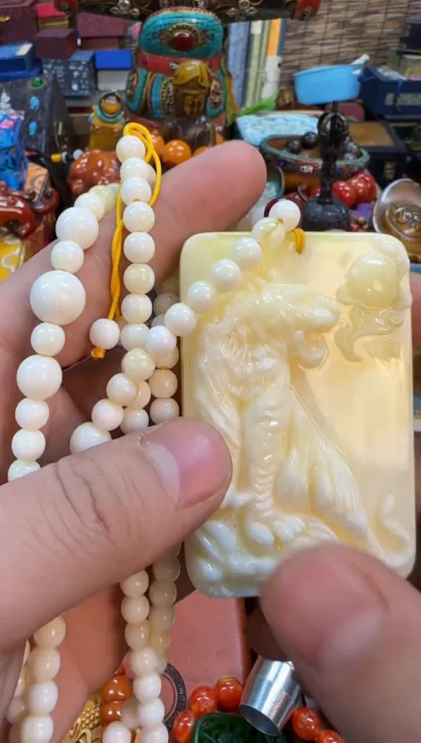 【闪购商品】蜜蜡裸石未镶嵌当天订单当天直发如图所示