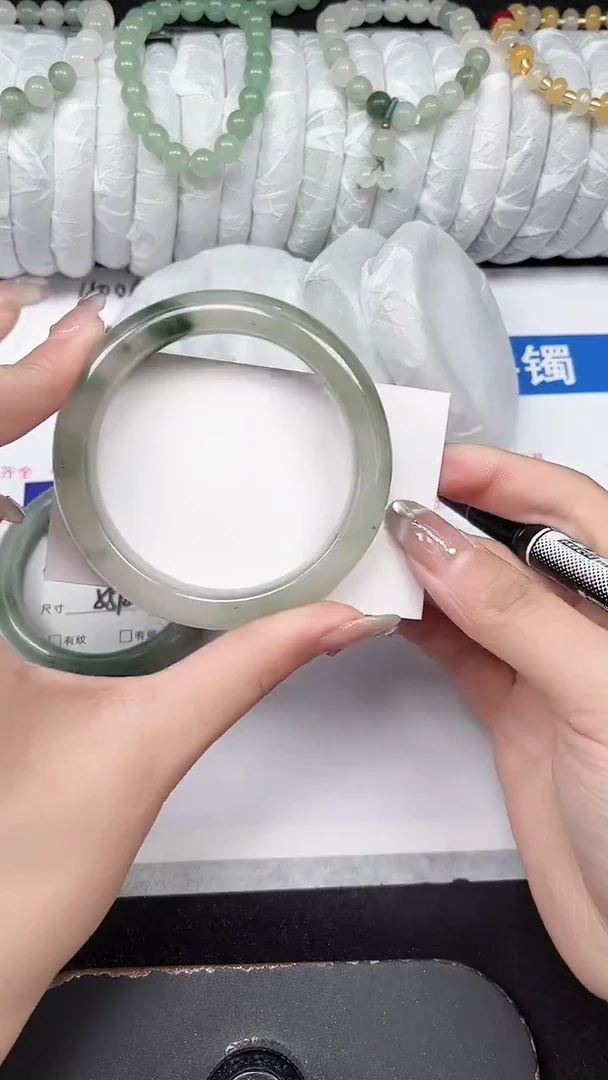 未镶嵌手镯石英质玉384-56/57