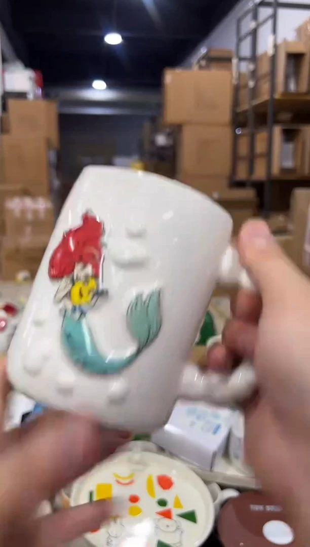 瓷片美人鱼珠珠手把水杯