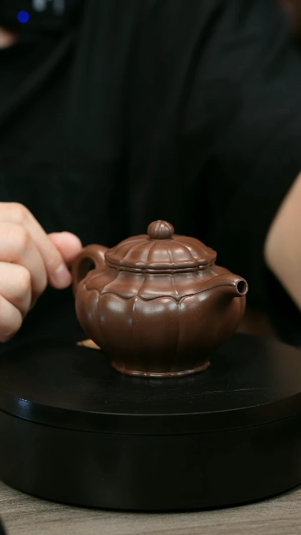 茶壶紫砂韬*儿H1640赵信军筋纹掇只