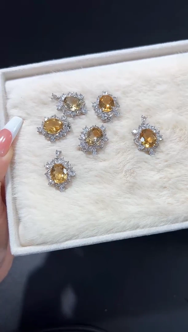 吊坠(不含链)银S925镶嵌黄晶61d多样性发其一【1个】