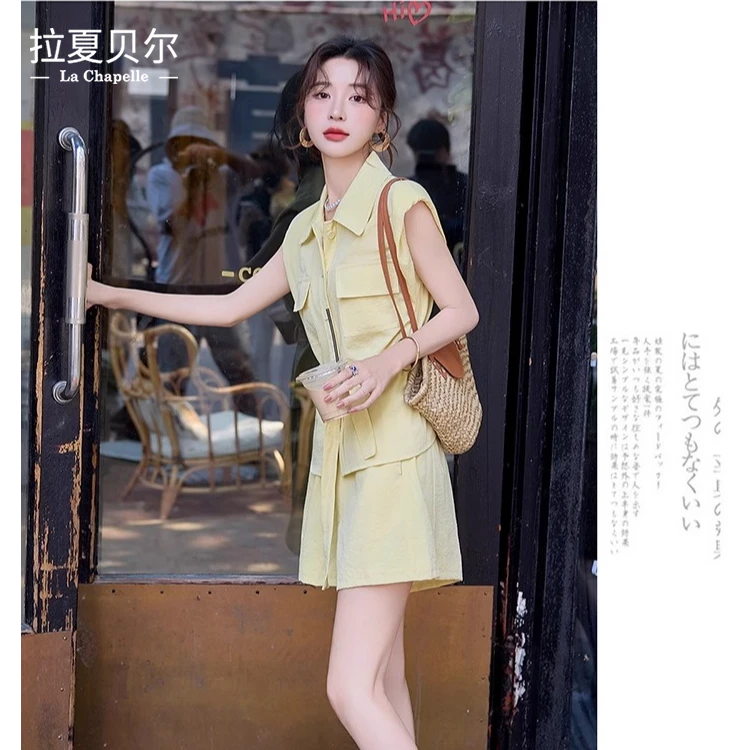 拉夏贝尔2025夏季减龄一整套小香风无袖衬衫洋气阔腿短裤两件套