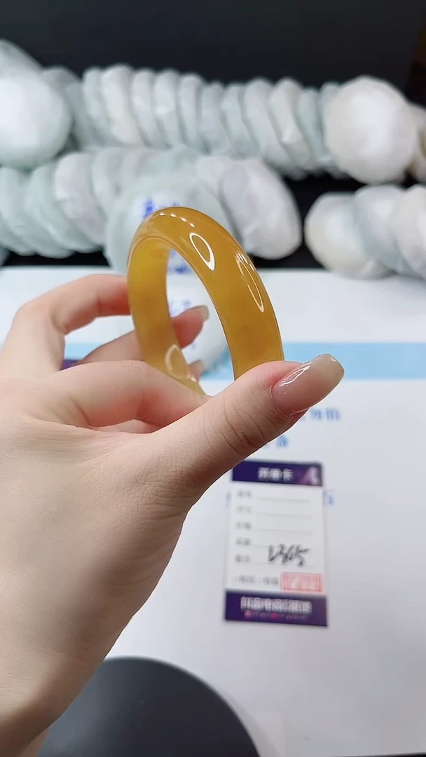 未镶嵌手镯石英质玉多样性发货L365-62