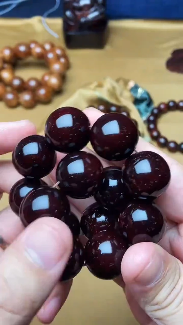 檀香紫檀（小叶紫檀）1.8金星