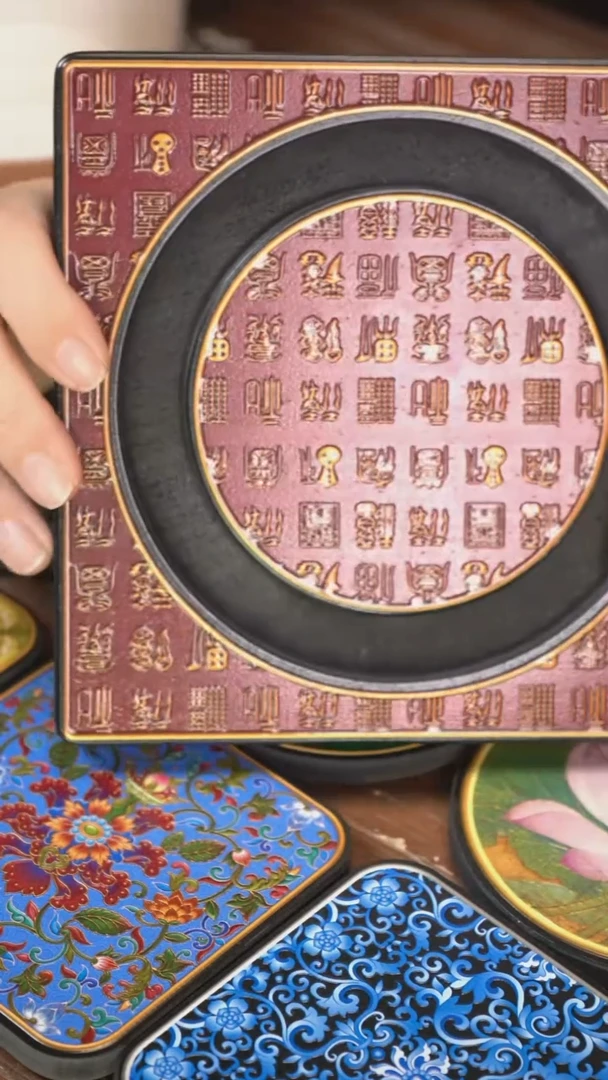 壹藏贰宝百福图小壶承