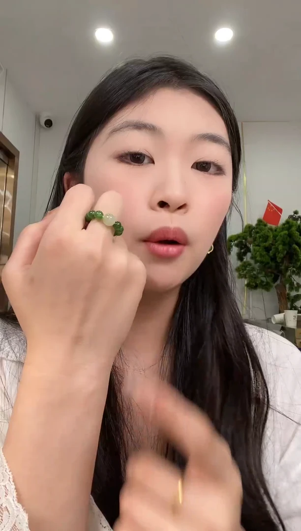 和田玉戒圈未镶嵌天然和田玉碧玉戒圈一件