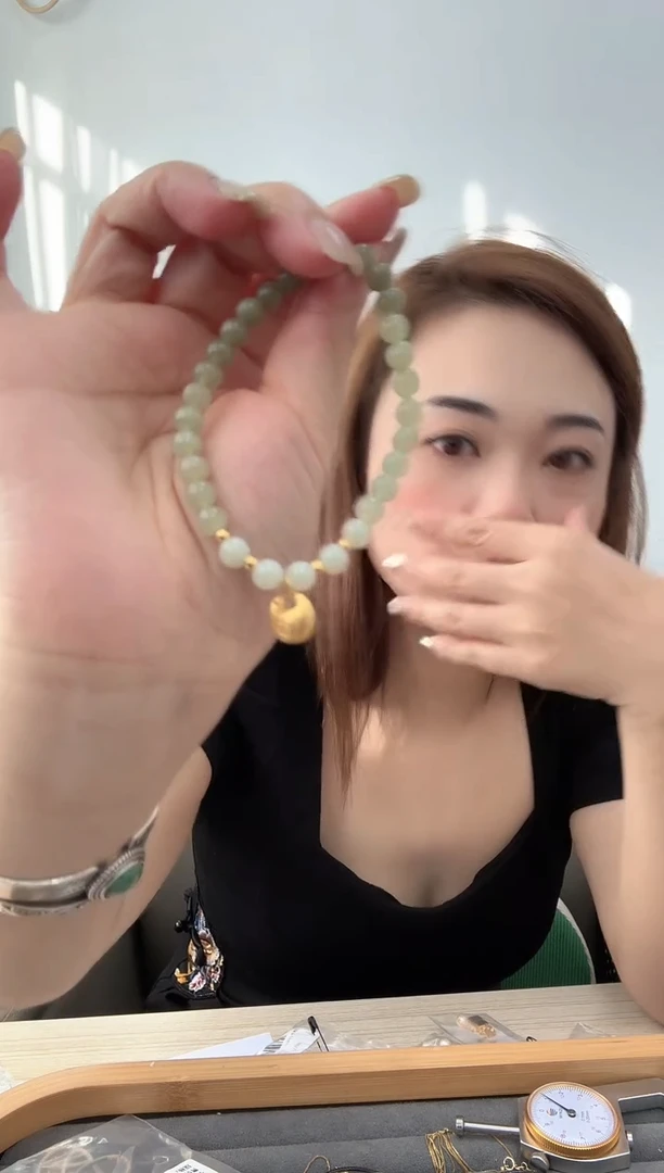非洲檀香无事牌胖服