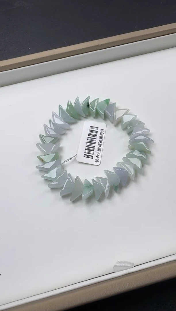 【闪购商品】翡翠颈饰未镶嵌YM952元宝手串