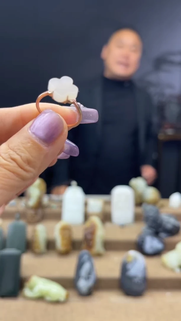 颈饰银S925镶嵌和田玉1