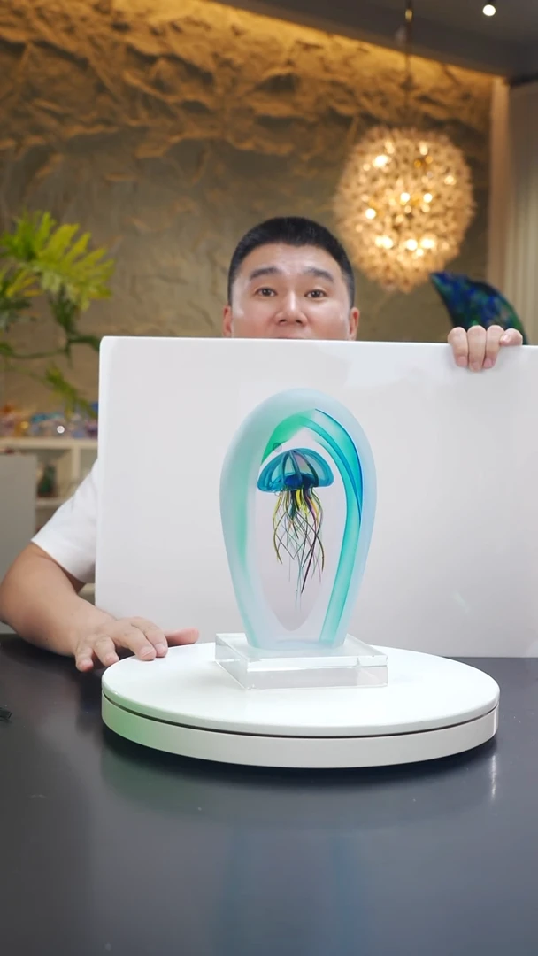 琉璃蓝色磨砂设计款水母摆件